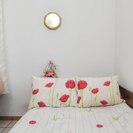 Historical Lion'S Bridge 1-Bedroom Apartment By Flat Mаnager Sofia Luaran gambar